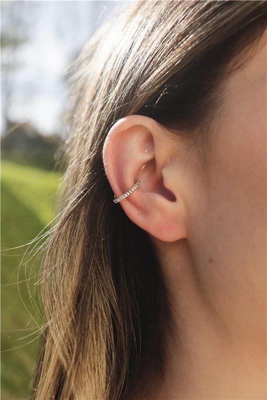 PIERCING LINHA CRAVEJADA