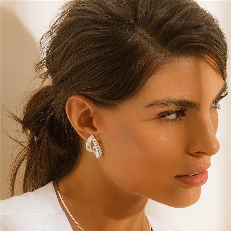 BRINCO TEXTURIZADO COM CRAVAÇÃO