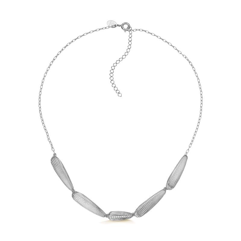 GARGANTILHA CHOCKER GOMOS COM TEXTURA E CRAVAÇÃO